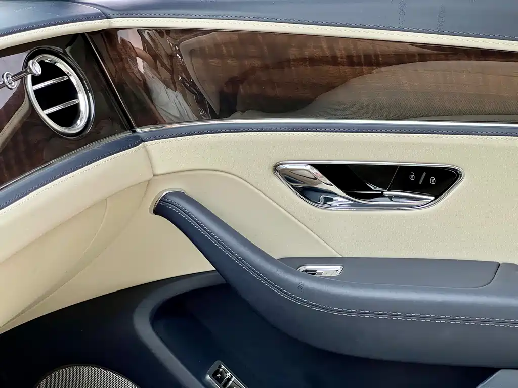 Bentley Flying Spur Plug-in Hybrid 2022 2.9T V6 Hybrid