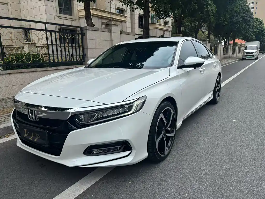 Accord 2018 260TURBO Elite Edition China VI
