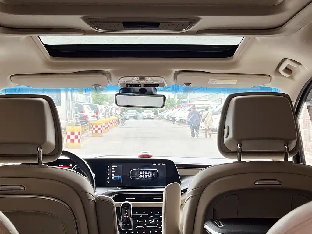 Buick GL8 2022 ES Luxury 653T