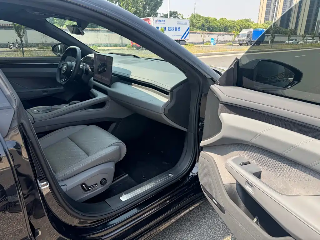 Zeekr 001 2024 WE Edition 95kWh AWD