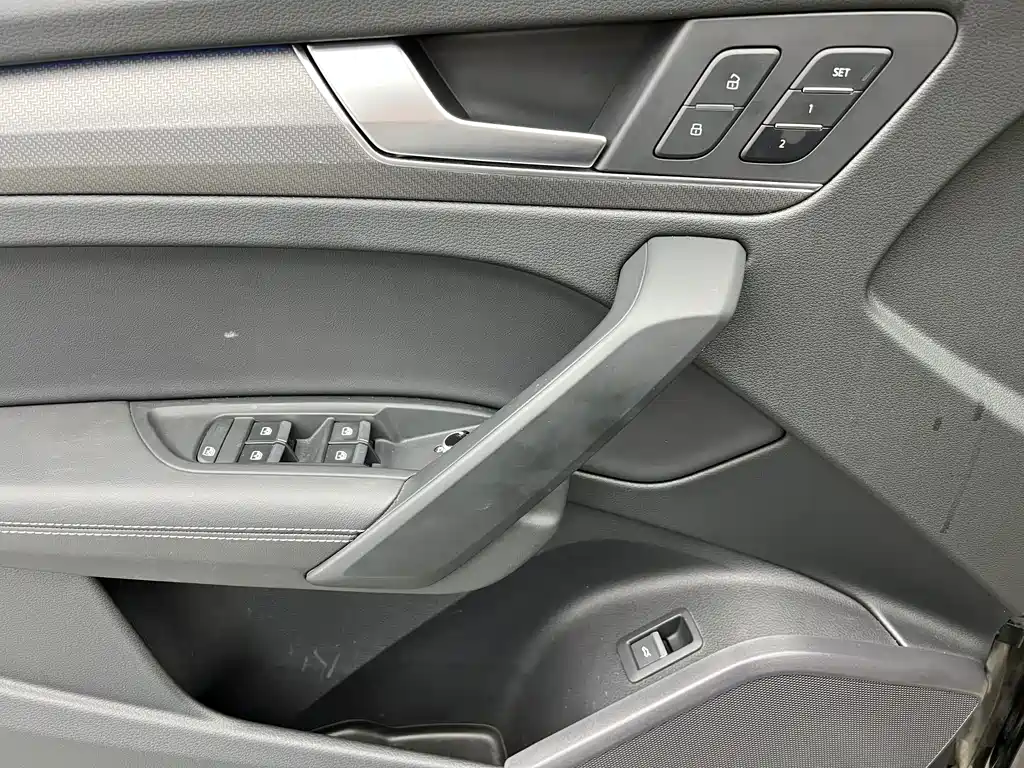Audi Q5L 2022 40 TFSI Luxury Dynamic Edition