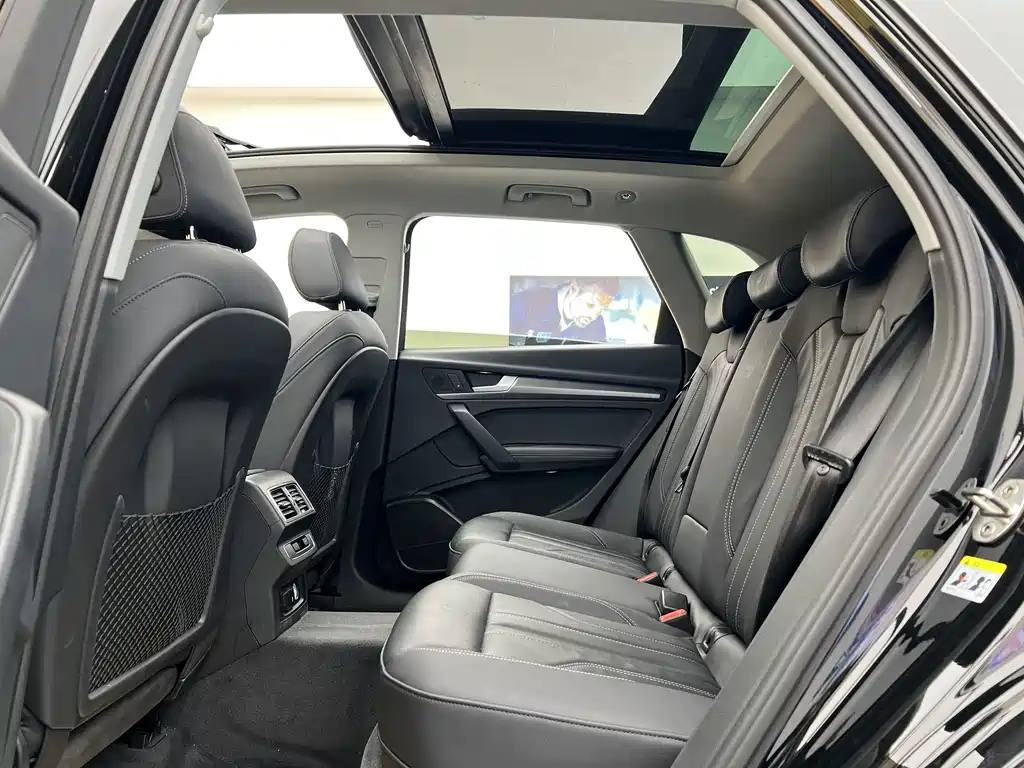 Audi Q5L 2022 40 TFSI Luxury Dynamic Edition