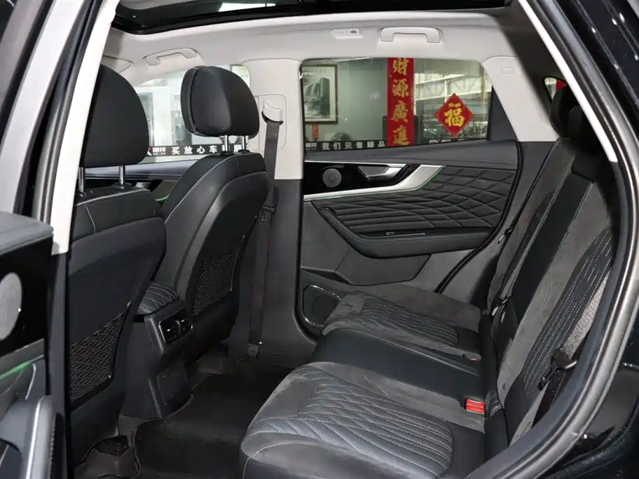 Hongqi HS5 2022 Facelift 2.0T ZhiLian QiXiang Edition