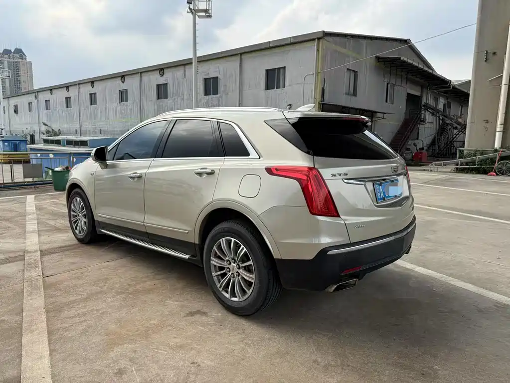 Cadillac XT5 2016 28T AWD Luxury