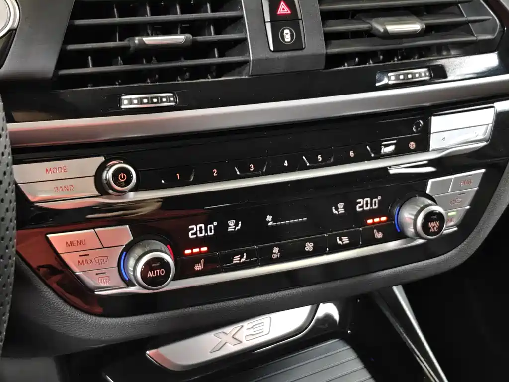 BMW X3 2020 xDrive28i Luxury Package
