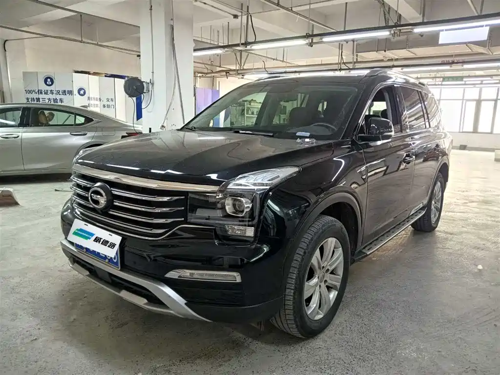 GAC Trumpchi GS8 2017 320T 2WD Luxury Edition (7-Seater)