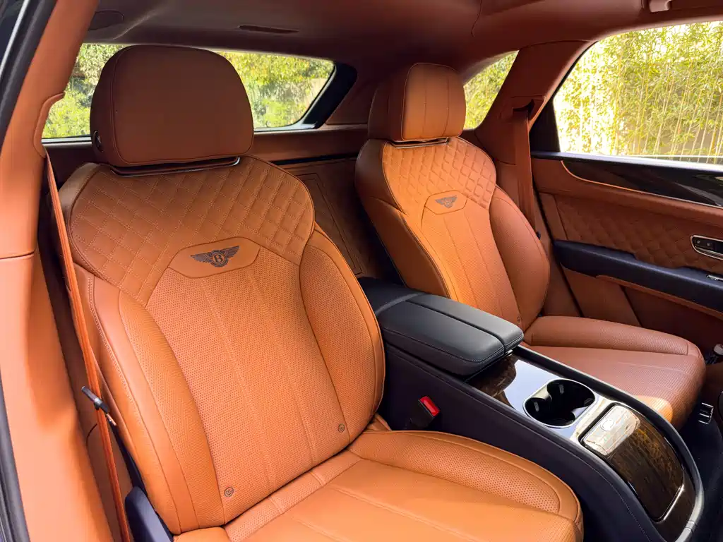 Bentley Bentayga 2021 3.0T PHEV