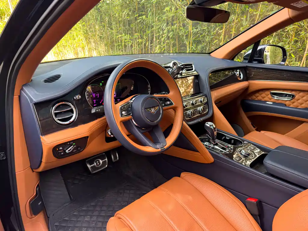 Bentley Bentayga 2021 3.0T PHEV