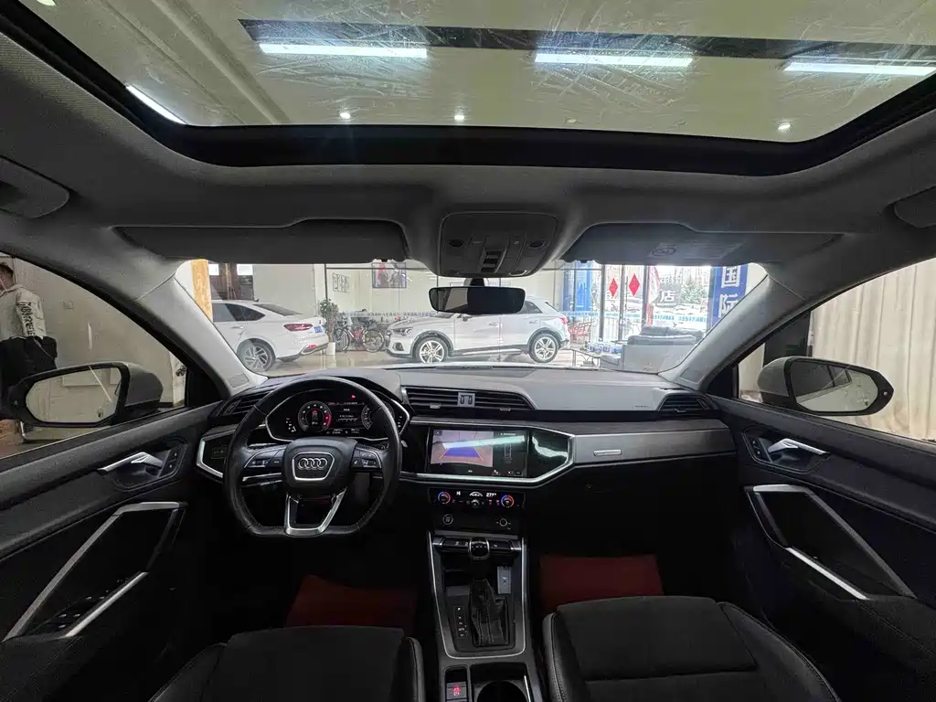 Audi Q3 2022 35 TFSI Fashion Dynamic
