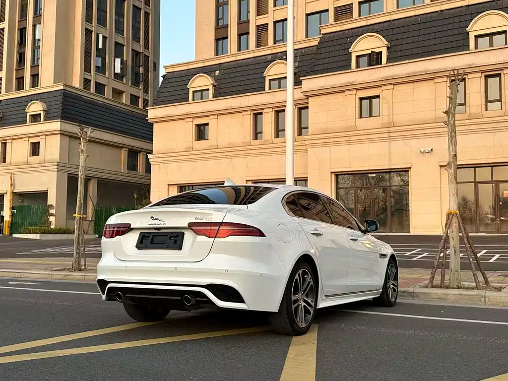 Jaguar XEL 2020 2.0T 200PS R-DYNAMIC S