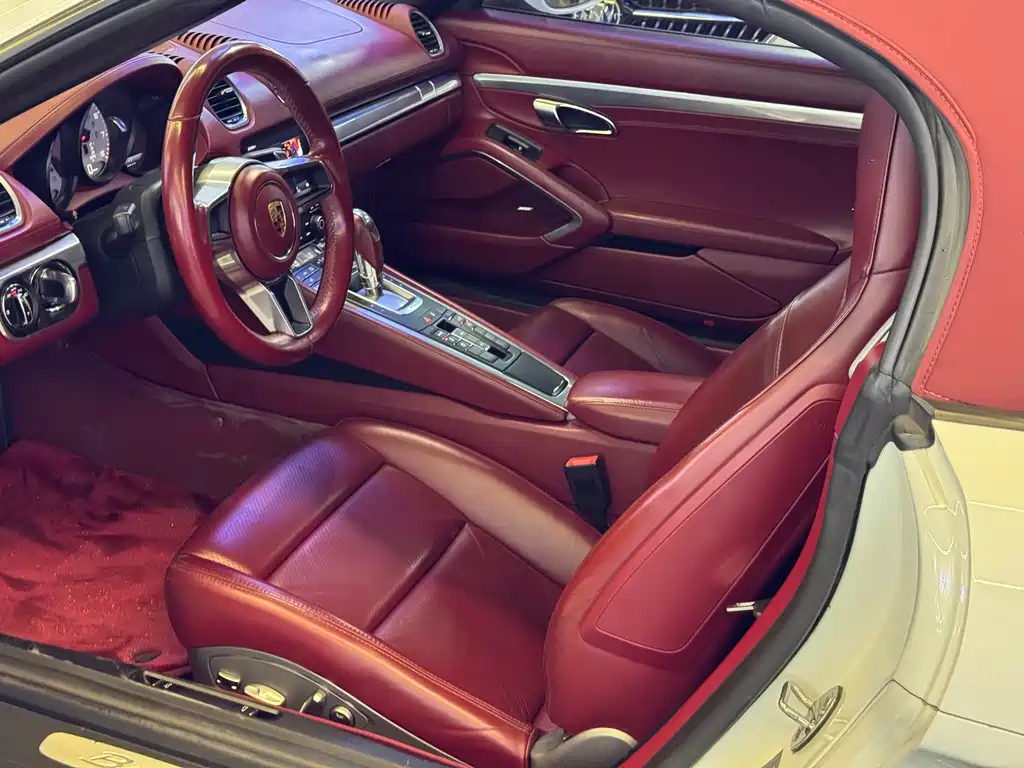 Porsche 718 Boxster 2.0T
