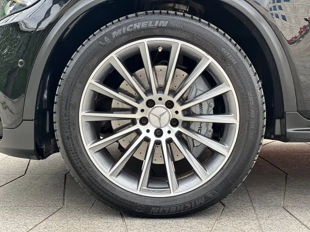 Mercedes-AMG GLC 43 4MATIC 2017