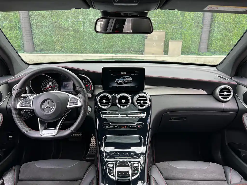 Mercedes-AMG GLC 43 4MATIC 2017
