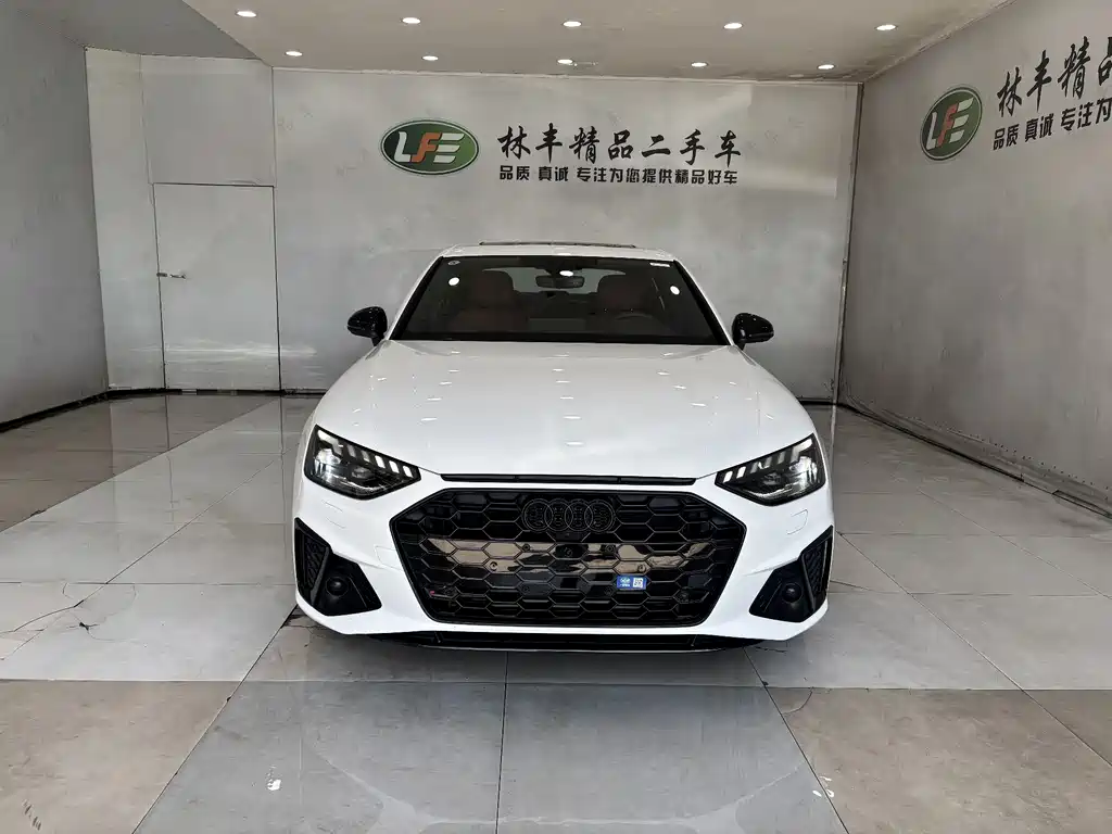 Audi A4L 2025 40 TFSI Luxury Dynamic B&O Star Night Edition