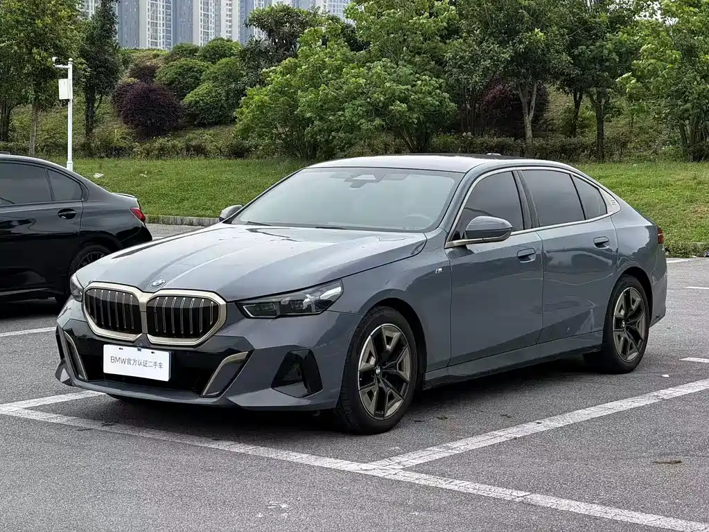 BMW 5 Series 2024 model 525Li M Sport Package
