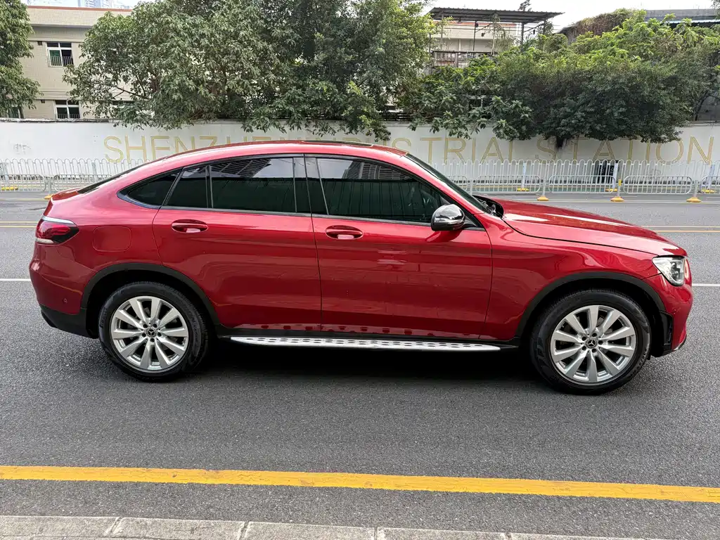 Mercedes-Benz GLC Coupe 2021 GLC 260 4MATIC Coupe SUV
