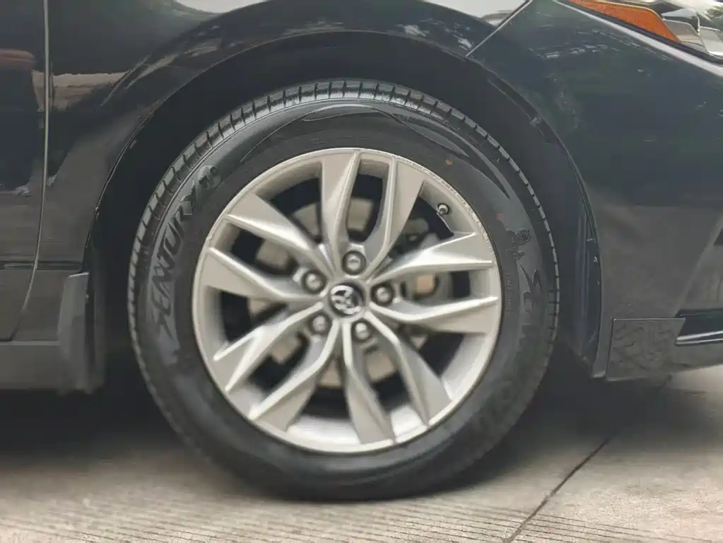 Avalon 2019 2.0L Luxury Edition China VI