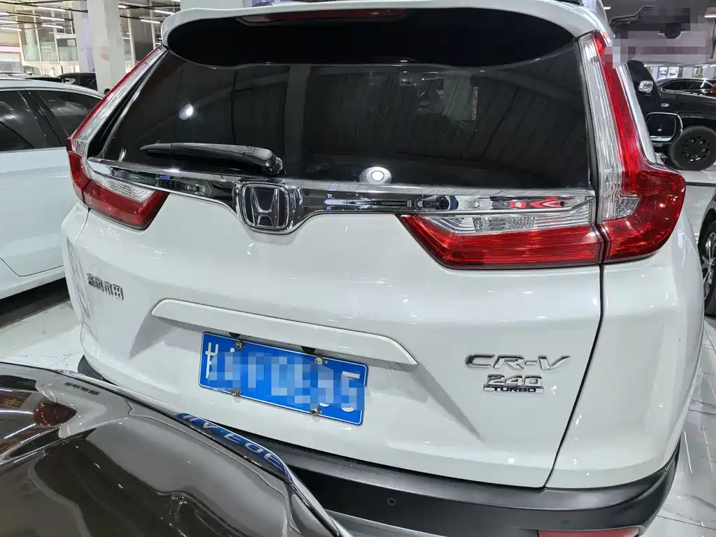 Honda CR-V 2017 240TURBO CVT FWD Style Edition