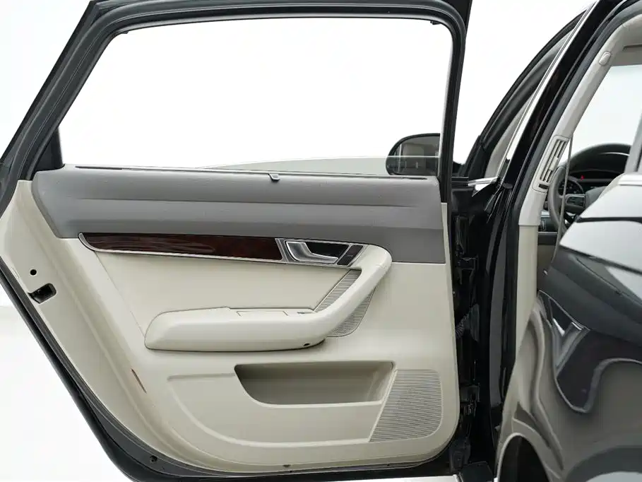 Audi A6L 2010 2.4L Technology Trim