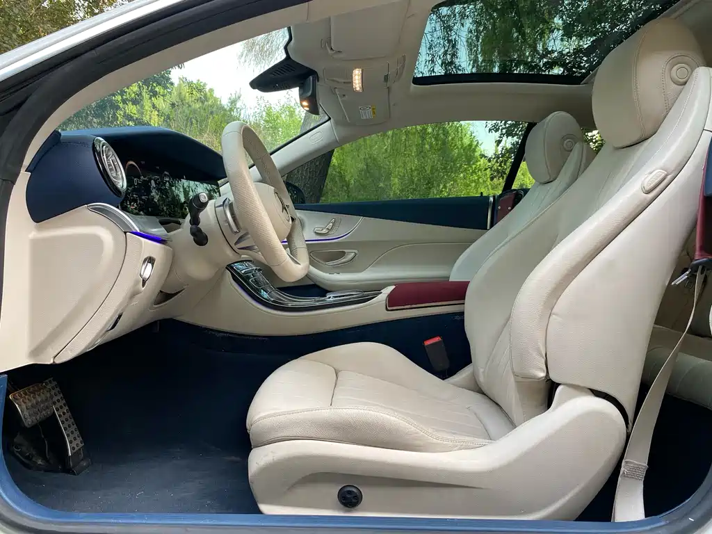 Mercedes-Benz E-Class Coupe 2023 E 260