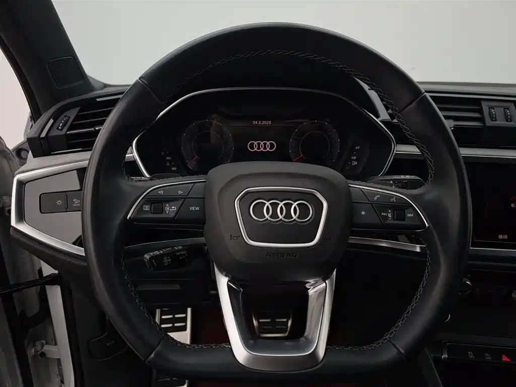 Audi Q3 2024 35 TFSI Fashion Dynamic