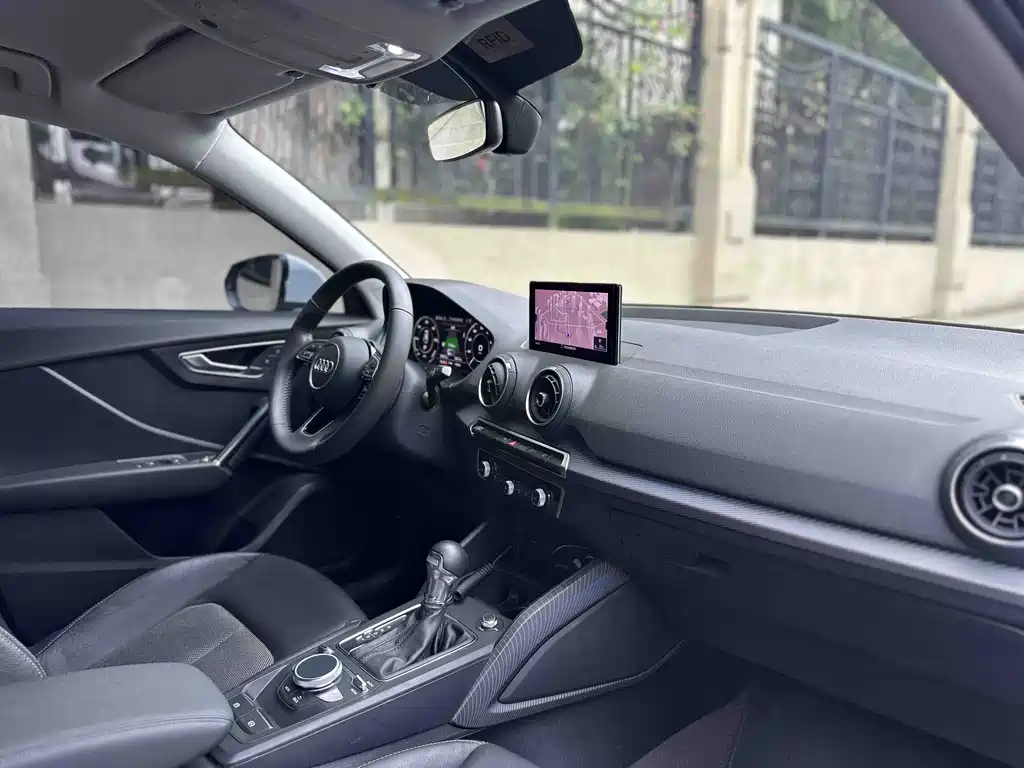Audi Q2L e-tron 2019 Pure Electric Zhiku Trim