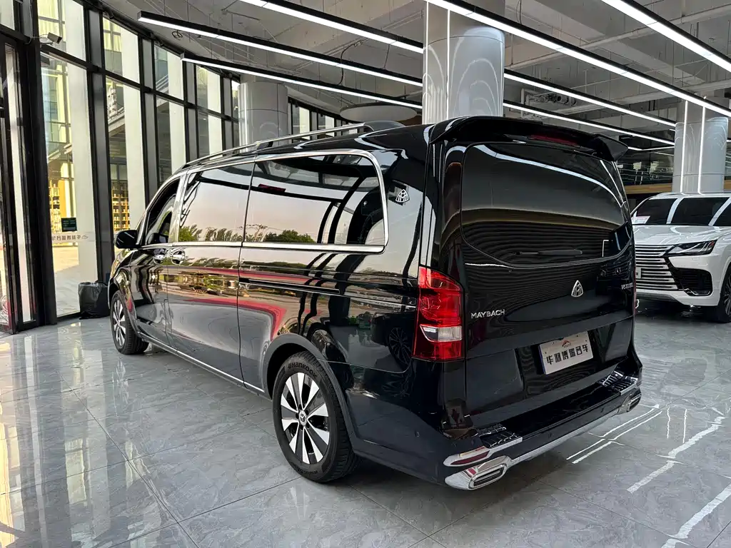 Mercedes-Benz Vito 2023 2.0T Business Edition 7-Seater