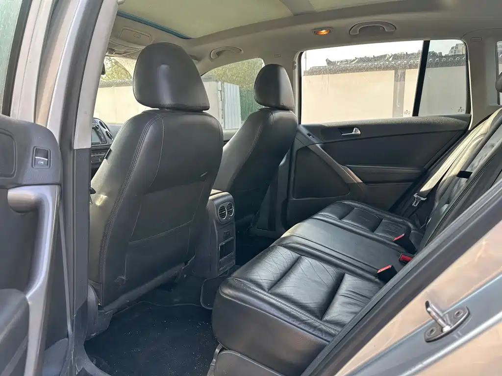 Tiguan 2010 1.8TSI Automatic FWD Elite Edition