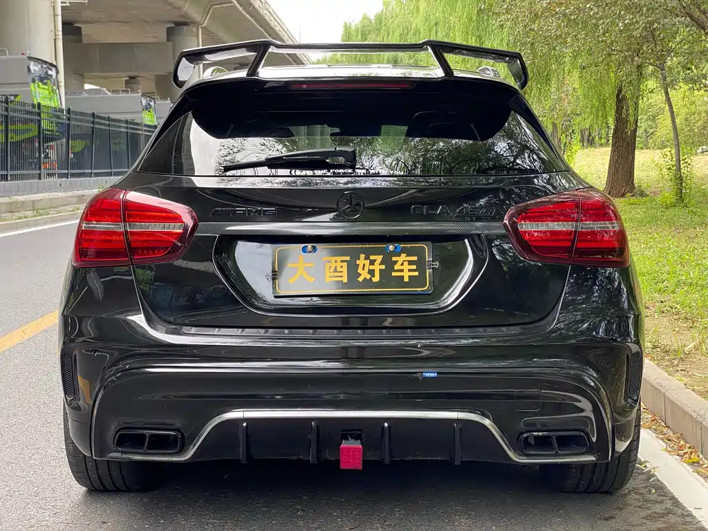 Mercedes-AMG GLA 45 4MATIC