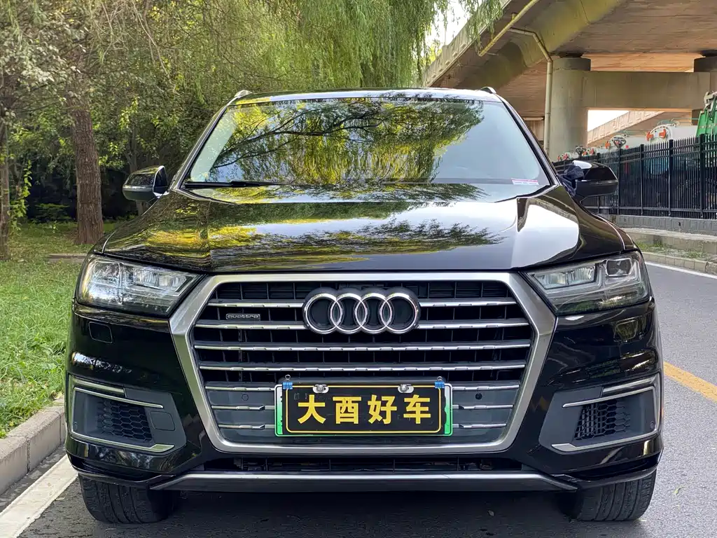Audi Q7 e-tron 2019 55 e-tron