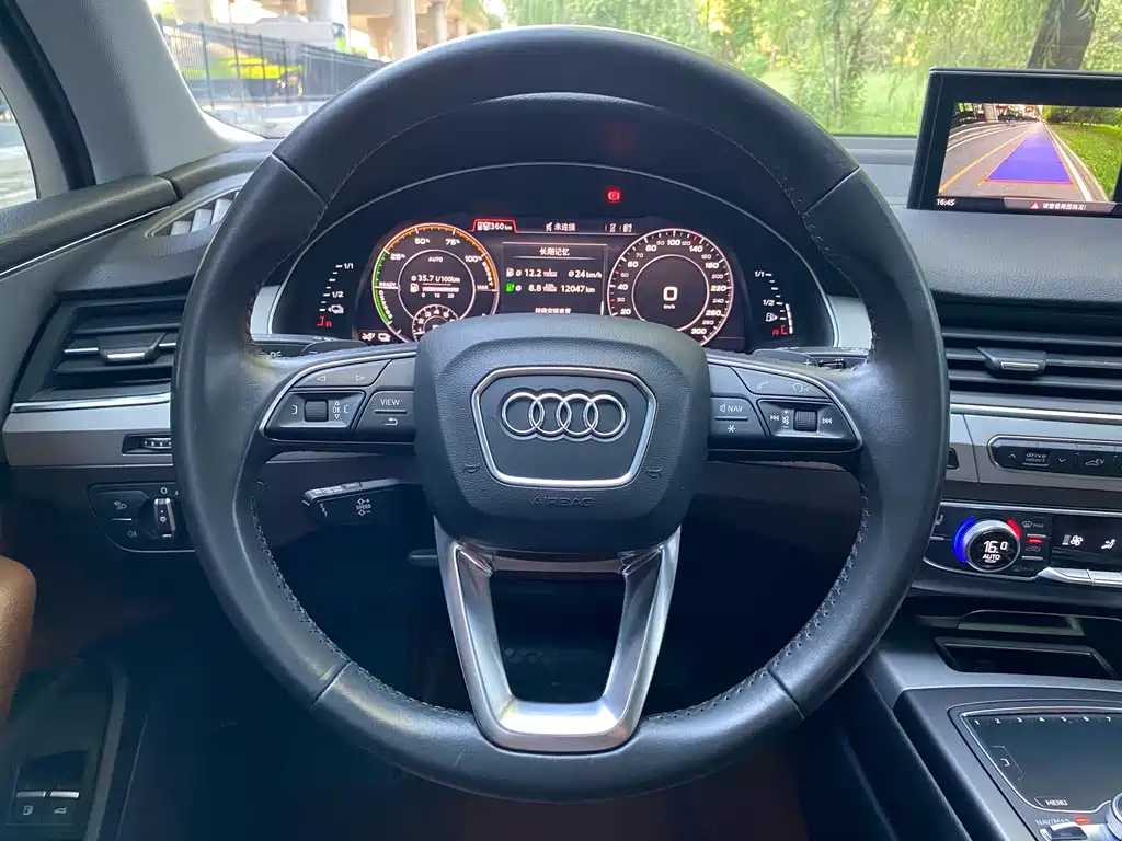Audi Q7 e-tron 2019 55 e-tron