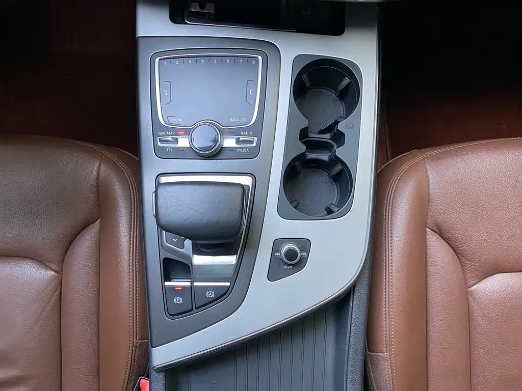 Audi Q7 e-tron 2019 55 e-tron