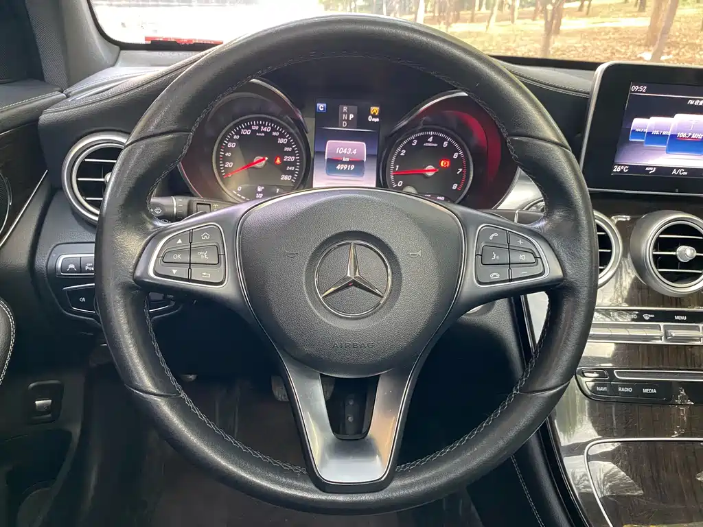 Mercedes-Benz GLC 2019 GLC 260 L 4MATIC Dynamic