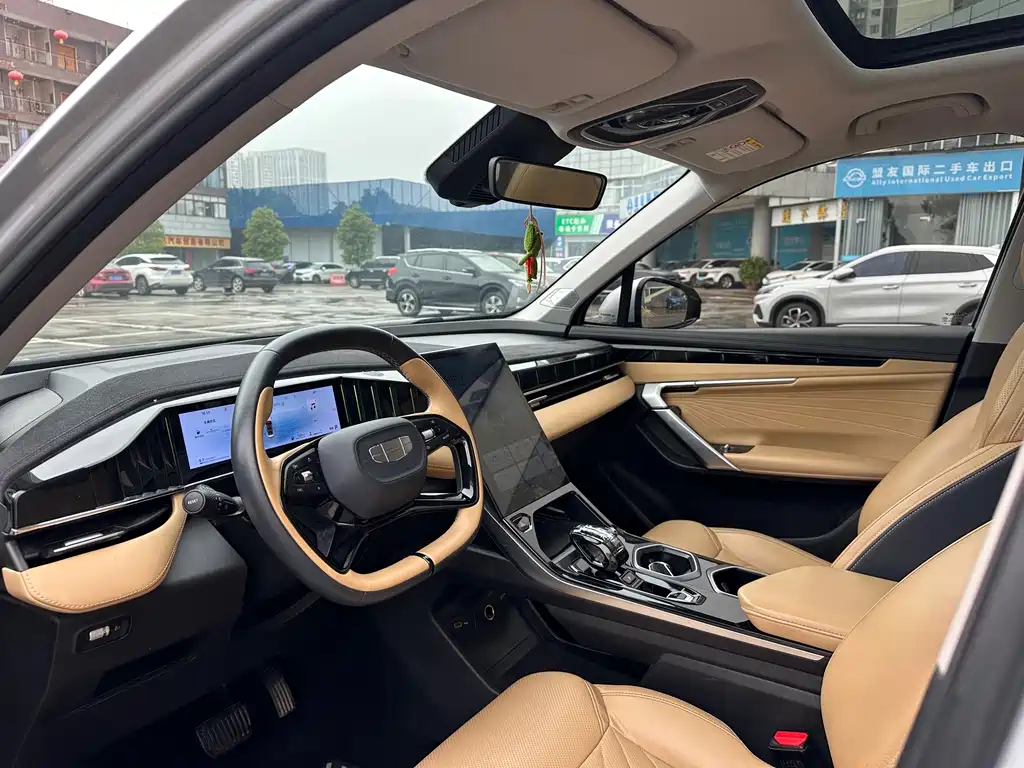 Geely Boyue L 2023 1.5TD DCT Prestige Edition