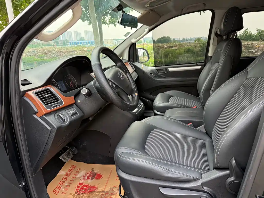Maxus G10 2016 2.0T Automatic Fashion Edition