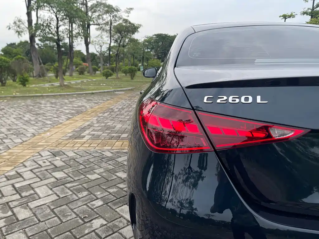 Mercedes-Benz C-Class 2024 Facelift C 260 L皓夜 Sport Edition