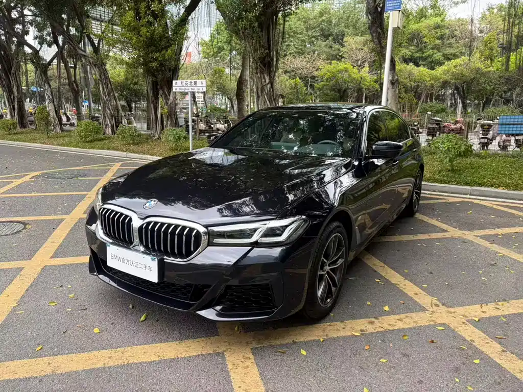 BMW 5 Series 2022 Facelift II 525Li M Sport Package