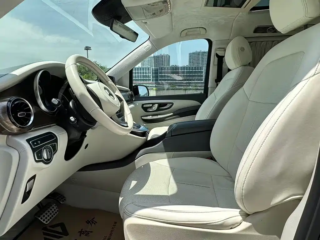 Mercedes-Benz V-Class 2021 V 260 L Long Wheelbase Prestige Edition