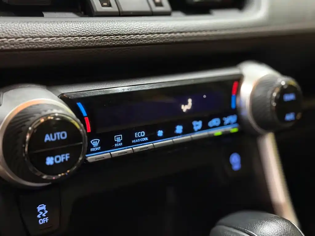 Toyota RAV4 2020 2.0L CVT AWD Style Edition