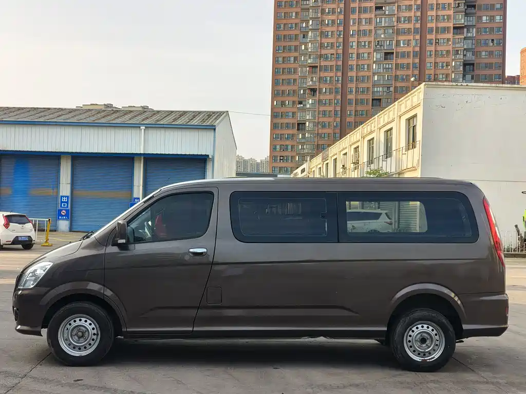 Foton View G5 2021 2.0L Gasoline Commercial Edition 5-Seater MPV 1TZS