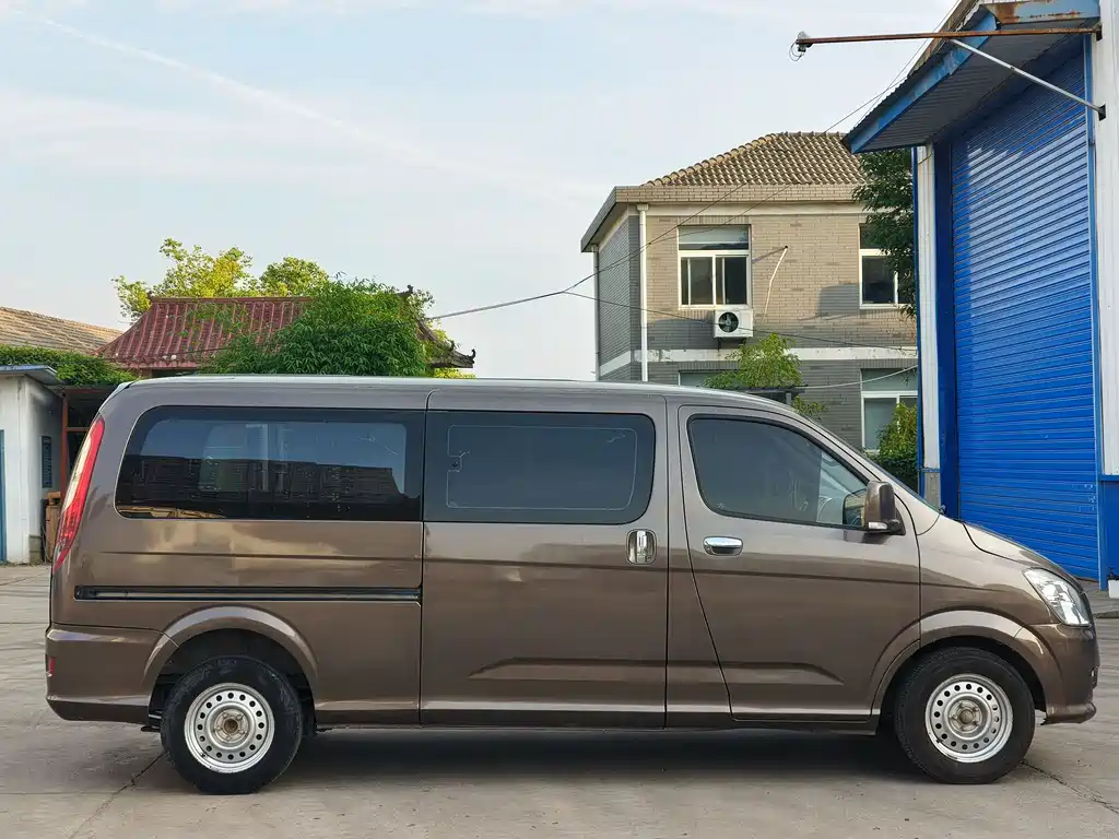 Foton View G5 2021 2.0L Gasoline Commercial Edition 5-Seater MPV 1TZS