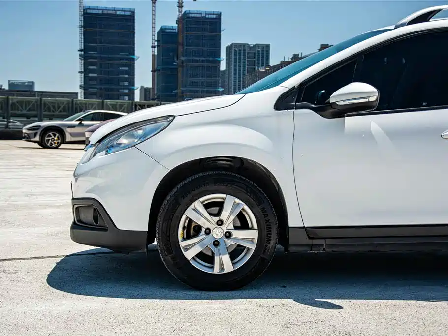 Peugeot 2008 2014 1.6L Automatic Trend Edition