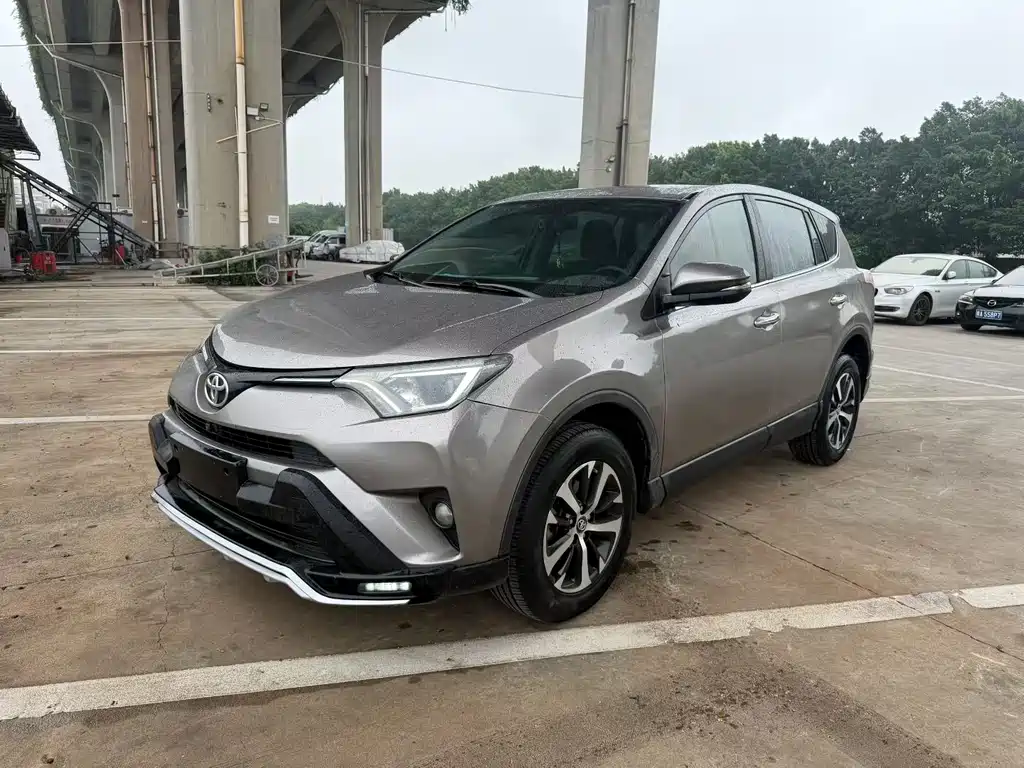 2016 Toyota RAV4 2.0L CVT FWD Fashion Edition China V