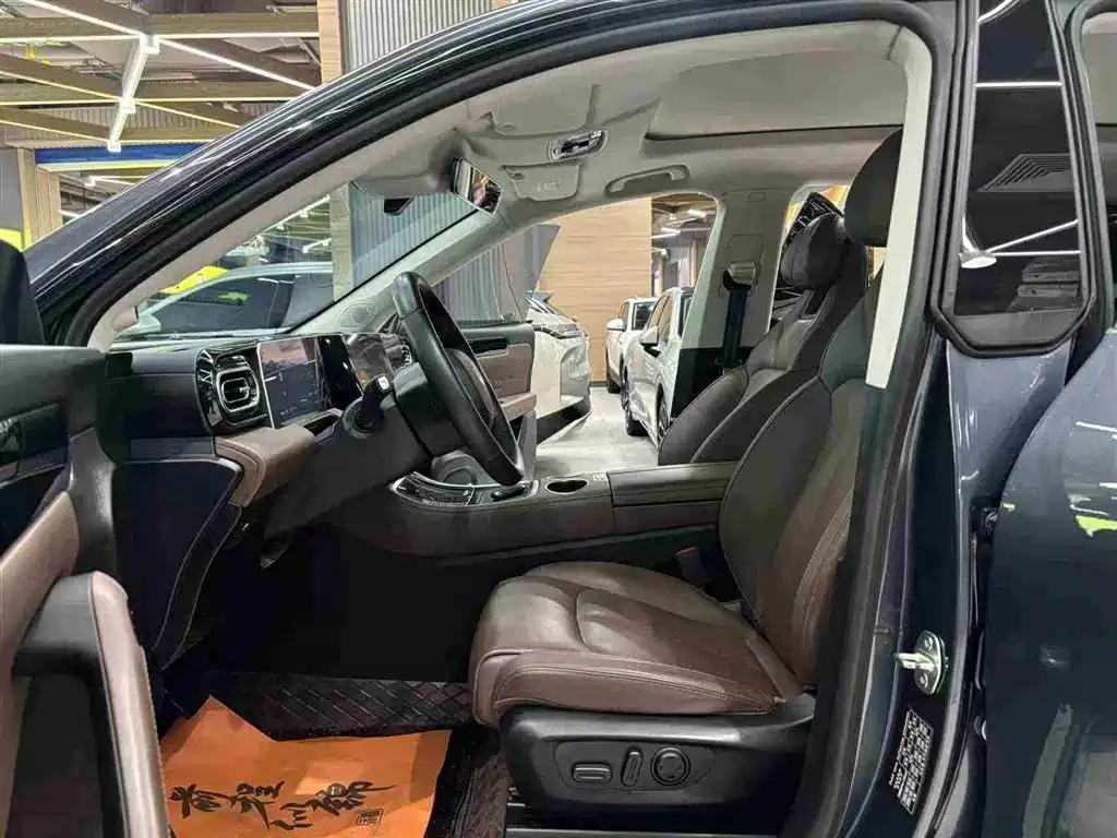 Leapmotor C11 2023 EREV 180 Comfort Edition