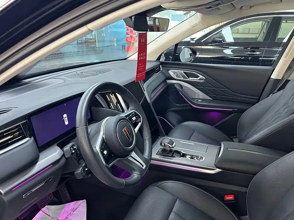 Hongqi HS7 PHEV 2024 2.0T AWD Qi Chang Edition 6-Seater
