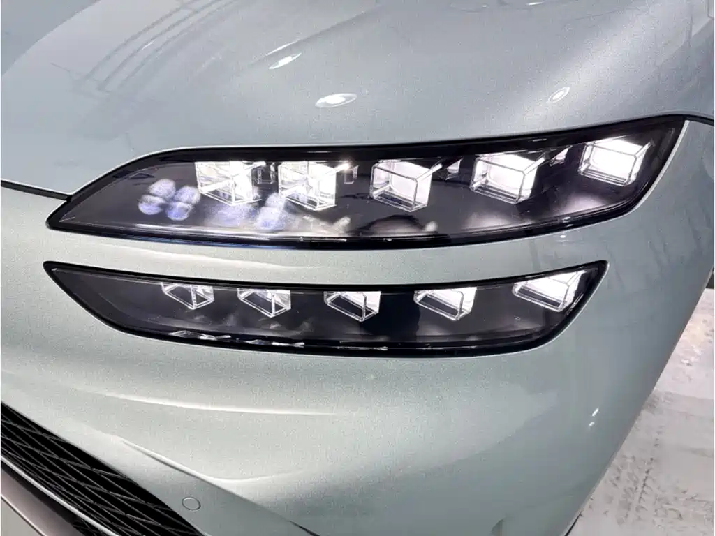 Genesis GV60 2024 Dual Motor AWD Luxury Edition