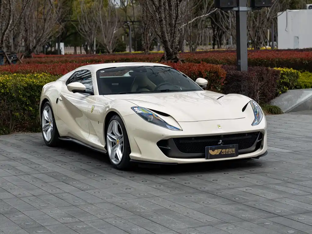 Ferrari 812 GTS 2020