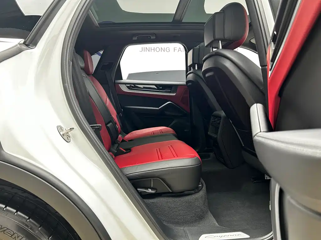 2024 Porsche Cayenne 3.0T