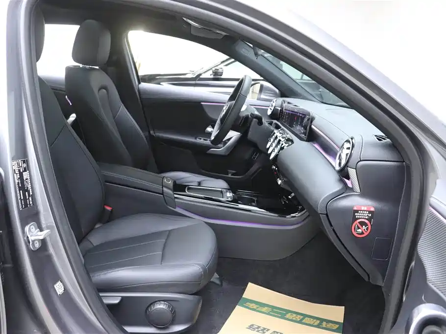 Mercedes-Benz A-Class 2025 A 180 L