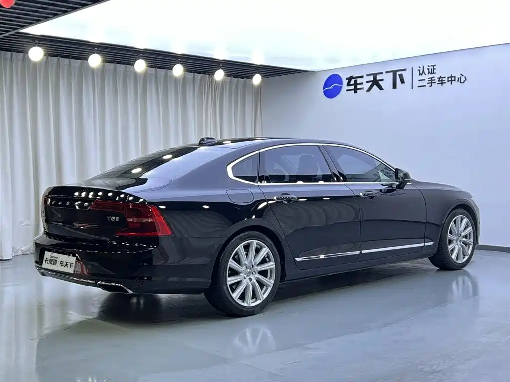 Volvo S90 2018 T5 Inscription